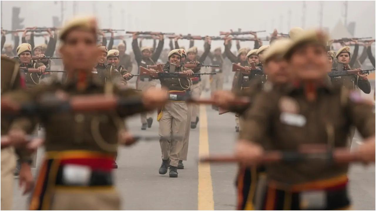 फ्रांस के राष्ट्रपति इमैनुएल मैक्रॉन मुख्य अतिथि के रूप में भारत आएंगे. 