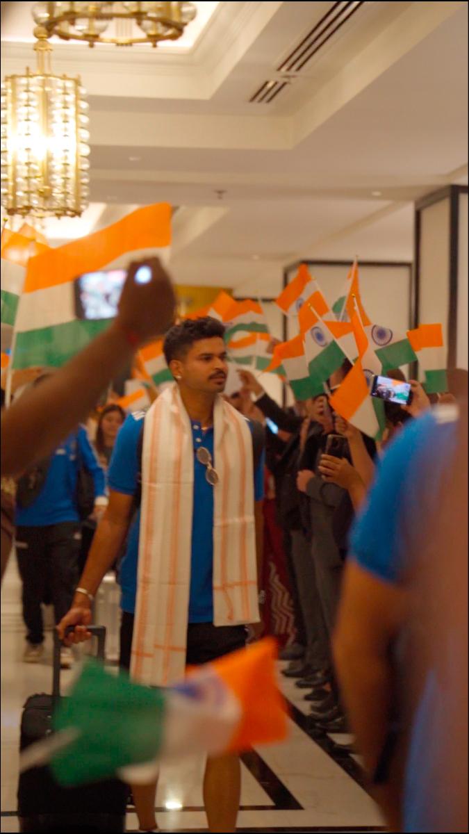 भारत के लिए कप्तान रोहित शर्मा ने 550 और श्रेयस अय्यर ने 526 रन बनाए हैं. जसप्रीत बुमरा के नाम भी 18 विकेट हैं.