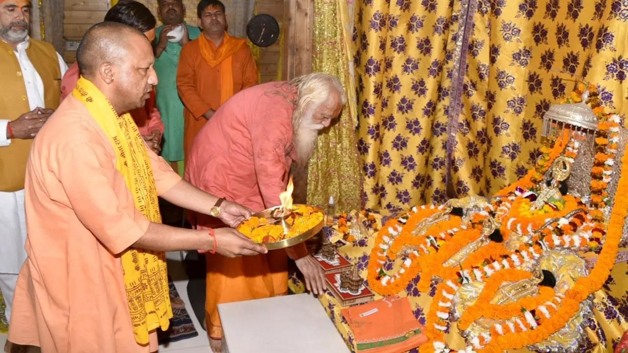 हालांकि लाखों लोगों के लिए धार्मिक और सांस्कृतिक महत्व का केंद्र बिंदु राम मंदिर के पूर्ण निर्माण में अधिक समय लगेगा, ``प्राण प्रतिष्ठा`` 22 जनवरी, 2024 को होने वाली है.