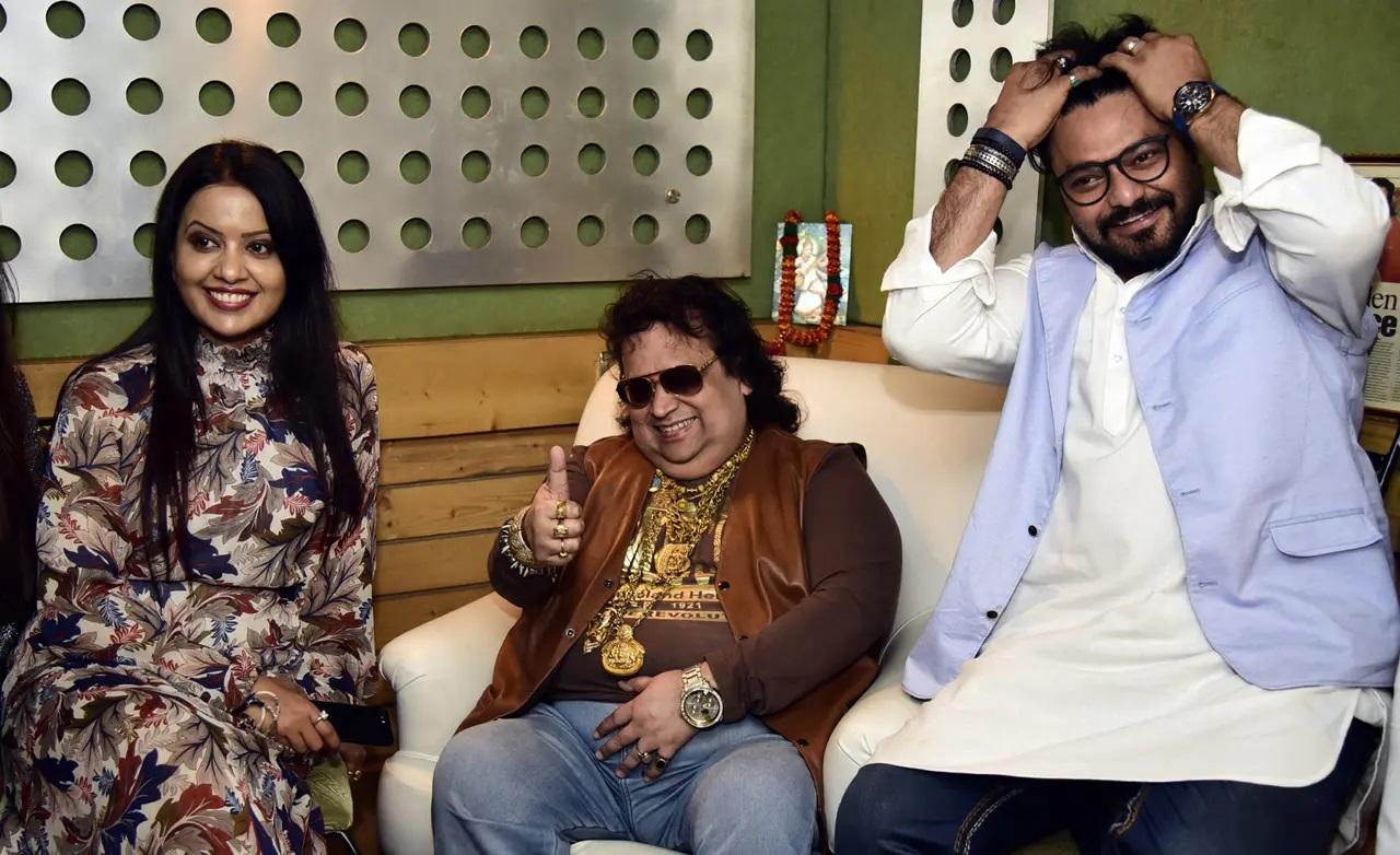 क्या आप जानते हैं कि बप्पी दा ने लोकप्रिय टेलीविजन शो `लेडीज़ स्पेशल` में एक कैमियो किया था?