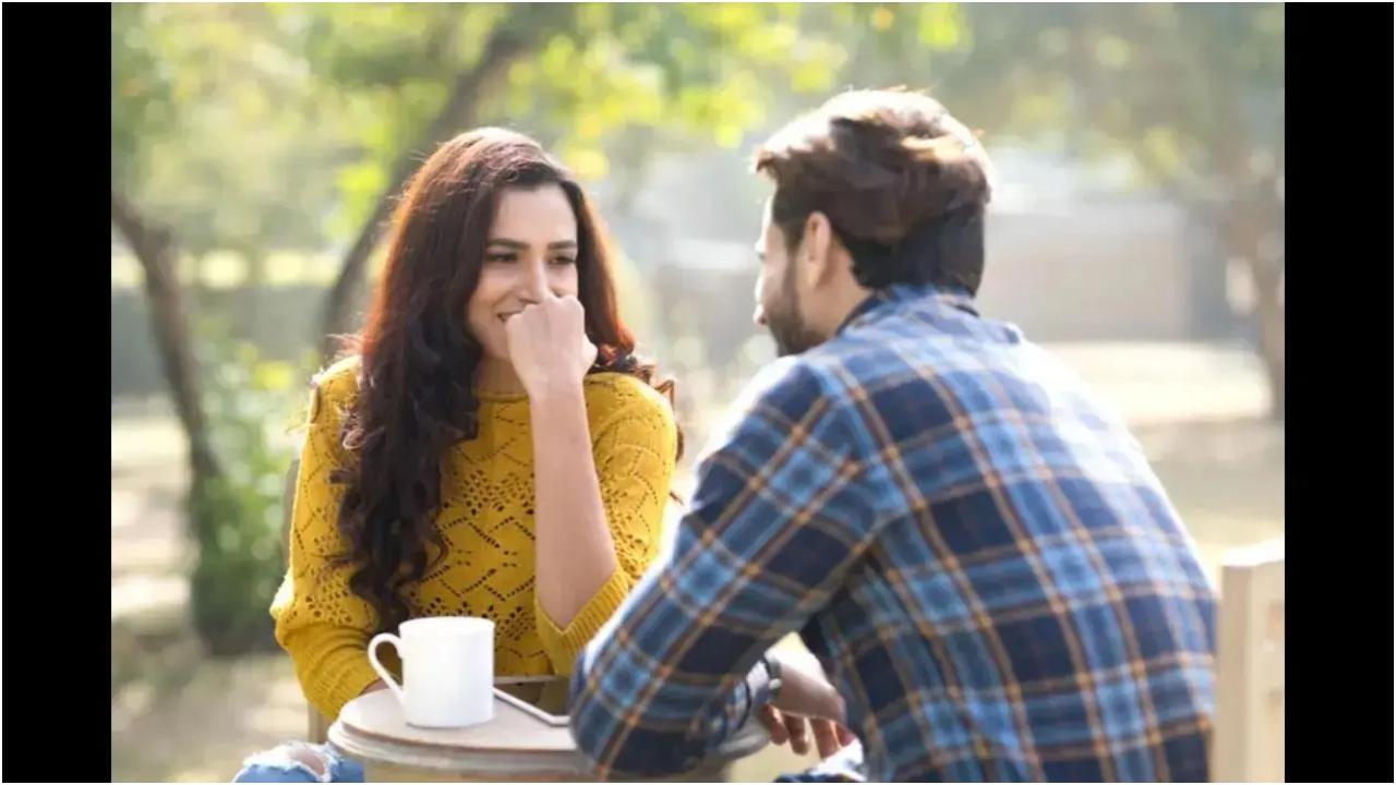 खुद की देखभाल का महत्त्व: मुंबई के डेटिंग परिदृश्य के लिए मानसिक स्वास्थ्य को प्राथमिकता देना महत्वपूर्ण है. 81 प्रतिशत प्रतिभागियों को ऐसे जोड़े अधिक आकर्षक लगते हैं जो उनके मानसिक स्वास्थ्य को प्राथमिकता देते हैं. बहुमत (80 प्रतिशत) स्व-देखभाल प्रथाओं और व्यक्तिगत सीमाओं के प्रति अटूट प्रतिबद्धता भी व्यक्त करते हैं.
