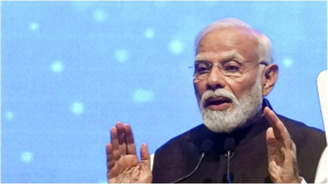 `ग्लोबल डिजिटल इनोवेशन` थीम के तहत, आईएमसी 2023 5जी, 6जी, आर्टिफिशियल इंटेलिजेंस (एआई) सहित अत्याधुनिक प्रौद्योगिकियों के डेवलपर, निर्माता और निर्यातक के रूप में भारत की स्थिति को मजबूत करना चाहता है और सेमीकंडक्टर उद्योग, ग्रीन टेक्नोलॉजी और साइबर सुरक्षासे संबंधित मुद्दों पर महत्वपूर्ण चर्चा करता है. 