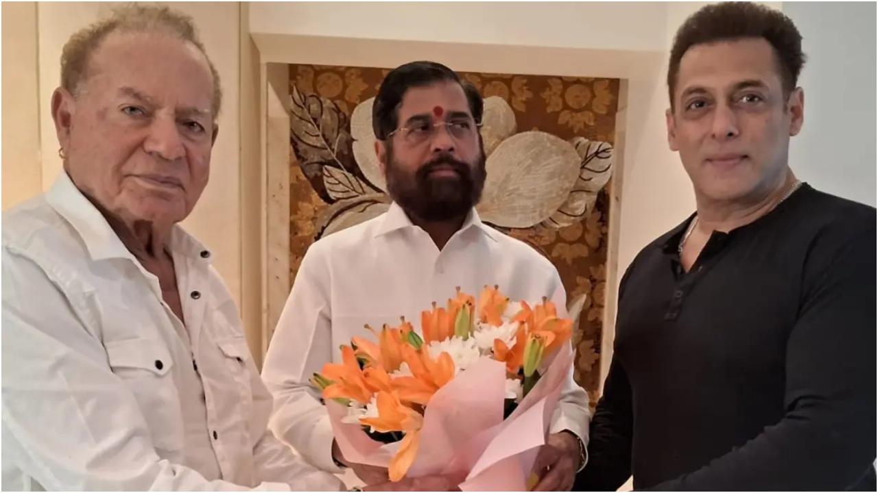 सीएम शिंदे ने यह भी कहा कि उन्होंने मुंबई पुलिस कमिश्नर को खान और उनके परिवार के सदस्यों की सुरक्षा बढ़ाने का निर्देश दिया है.