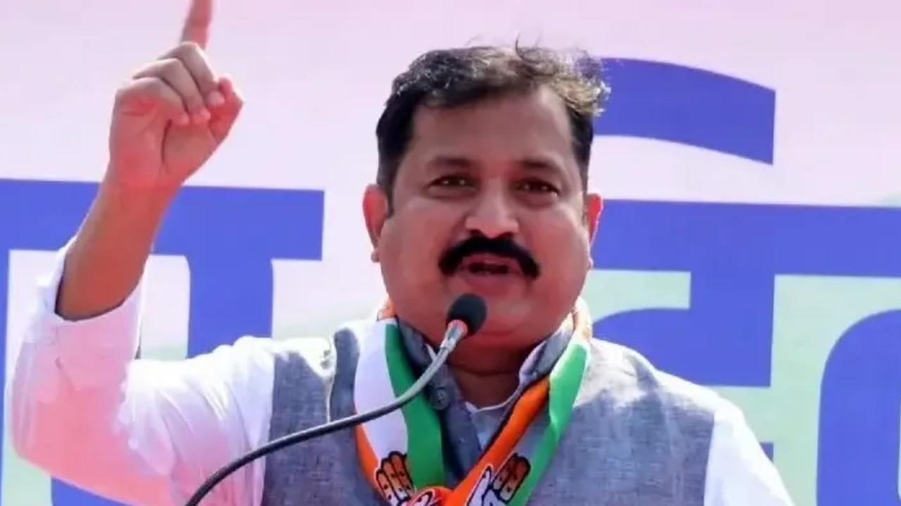 अतुल लोंढे ने यह भी कहा कि आशीष शेलार और बीजेपी को ध्यान रखना चाहिए कि ये वही लोग हैं जो जुमलेबाजों के लिए `बुरे दिन` लाएंगे, जिन्होंने `अच्छे दिन` का सपना दिखाकर जनता को धोखा दिया है.