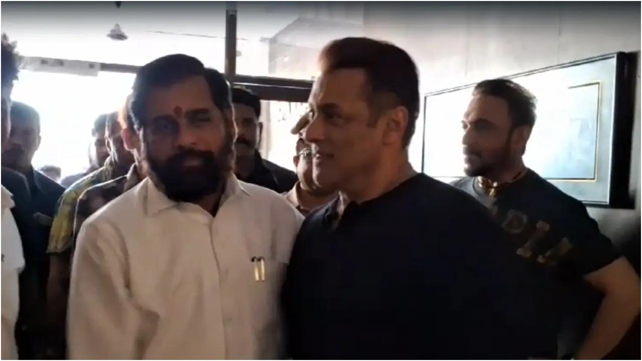 उनकी मेडिकल जांच के बाद, उन्हें एक अदालत में पेश किया गया, जिसने उन्हें 25 अप्रैल तक पुलिस हिरासत में भेज दिया.