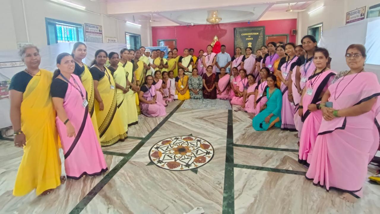  बच्चे की देखभाल सही मायनों में मां के गर्भाधान से तीन वर्ष की आयु तक शुरू होती है. 