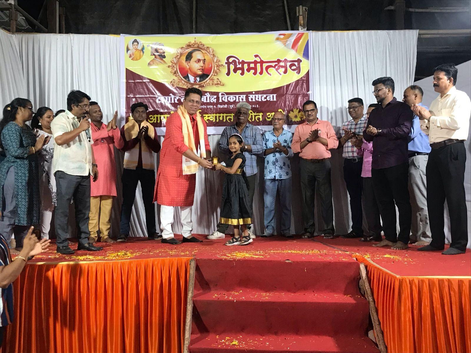 इस कार्यक्रम को सफल बनाने के लिए अमित दुधावड़े के अलावा बौद्ध विकास संगठन से जुड़े सभी लोगों का अहम हिस्सा रहा है.