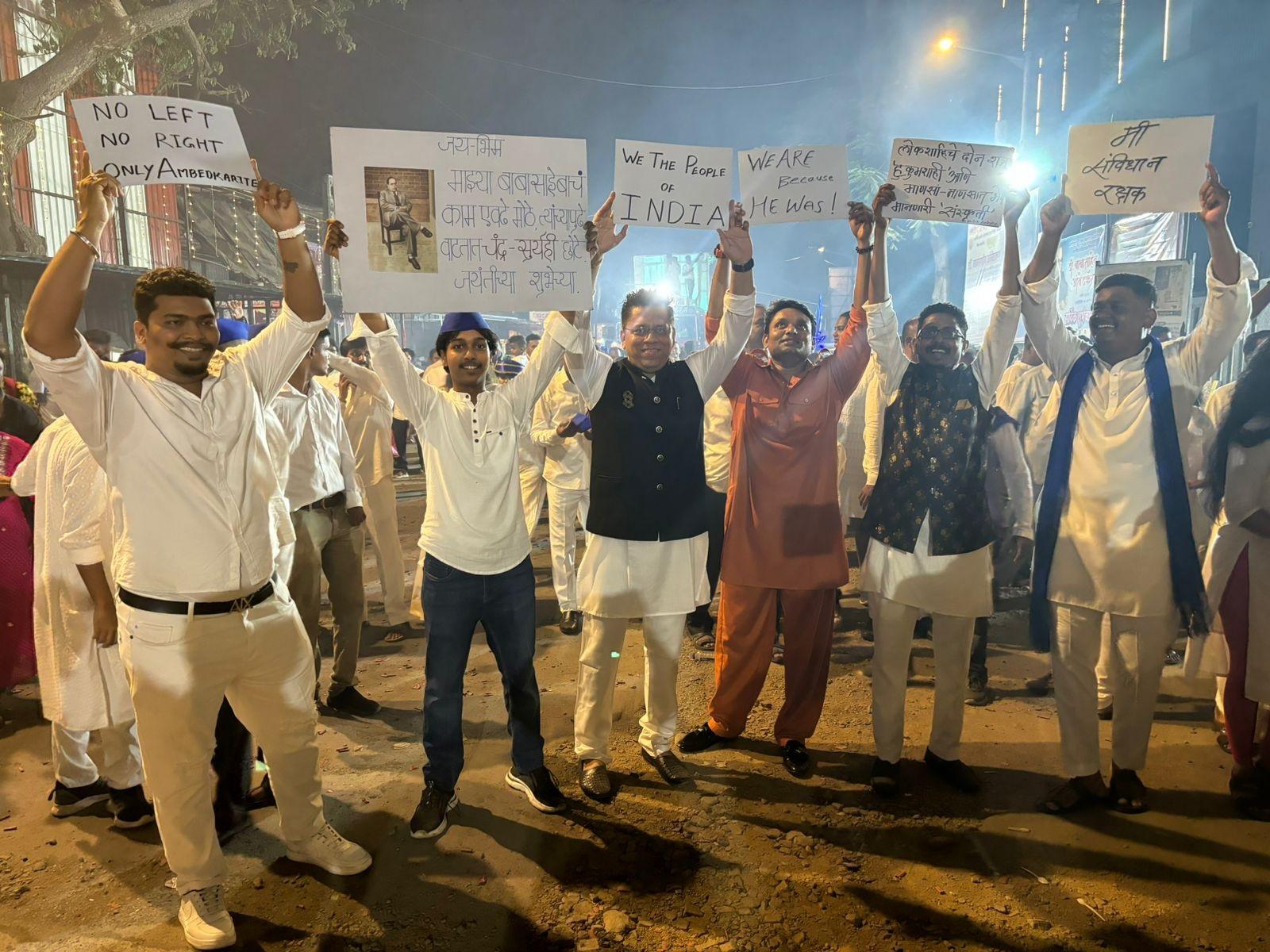 कार्यकारी सदस्य विवेक थोराट, कुणाल शाय, संस्कार हिरे, शोभा दुधवाड़े, संगीता साल्वी, प्रज्ञा कार्डक, प्रदीप सीताराम जाधव, प्रदीप केशव जाधव, नरेंद्र हिरे, चंद्रकांत शे. मयूर थोराट भी इस दौरान दिखाई दिए.