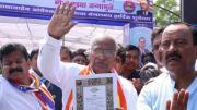 कांग्रेस अध्यक्ष मल्लिकार्जुन खड़गे ने रविवार को कहा कि लोकसभा चुनाव 2024 प्रधानमंत्री नरेंद्र मोदी के खिलाफ नहीं बल्कि सत्तारूढ़ सरकार की `मनुवादी` विचारधारा के खिलाफ लड़ाई है.