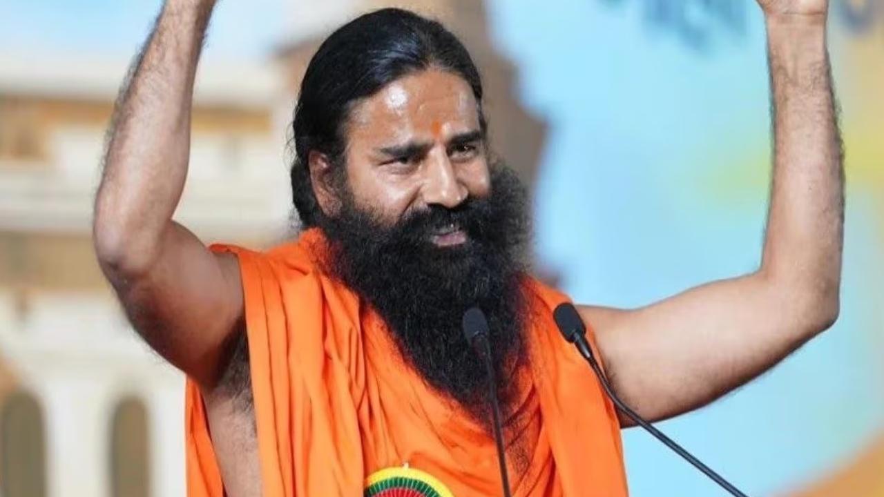 सुप्रीम कोर्ट की सलाह के बाद भ्रामक विज्ञापनों को लेकर पतंजलि से माफी भी मांगी गई थी. 