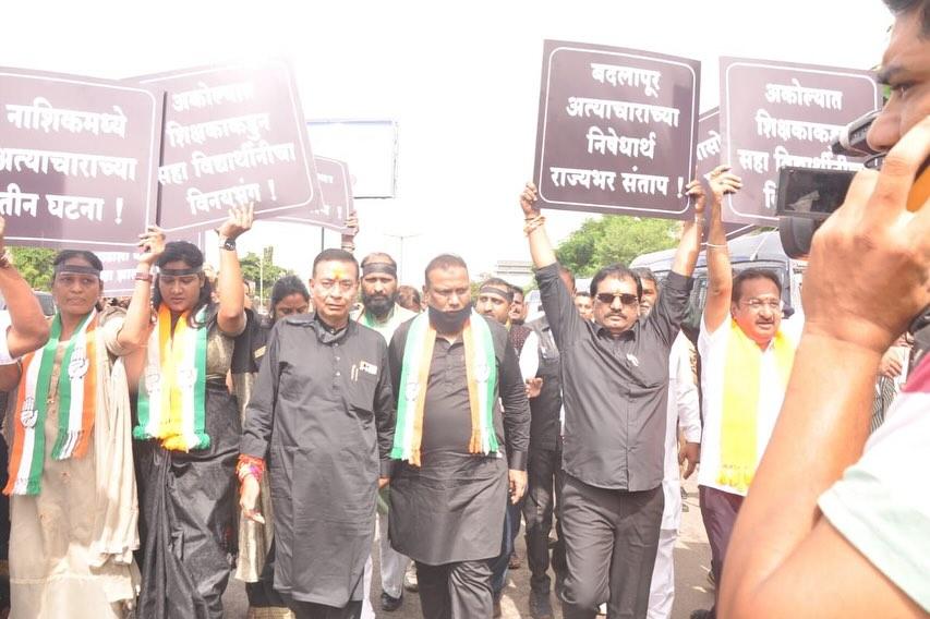 दानवे ने यह भी उल्लेख किया कि महाराष्ट्र में मजबूत सरकार की कमी है, जिस पर प्रधानमंत्री को ध्यान देने की आवश्यकता है. 