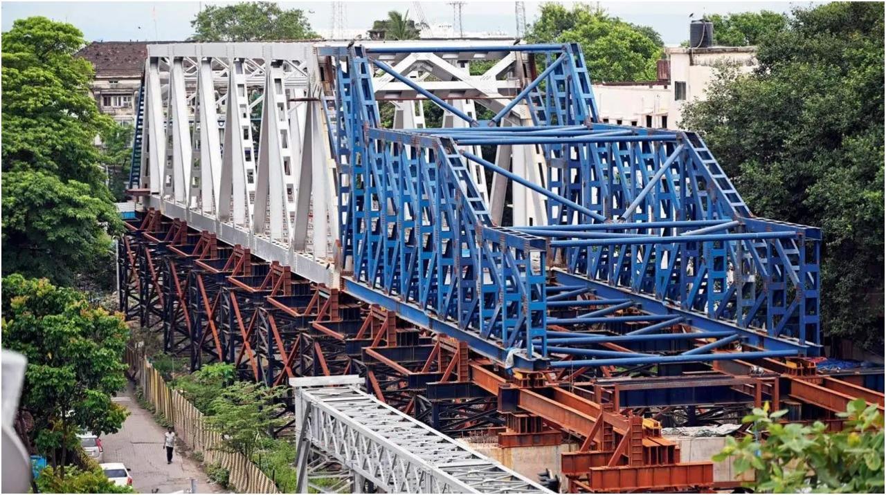 बीएमसी ने हाल ही में गर्डर की असेंबली पूरी की है। फोटो/सैय्यद समीर अबेदी