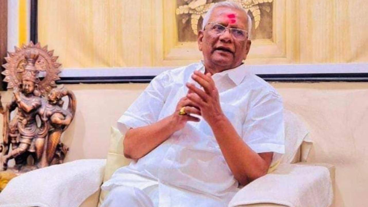 सांसद के रूप में, वसंतराव चव्हाण ने अपने क्षेत्र के विकास के लिए कई अहम कार्य किए.