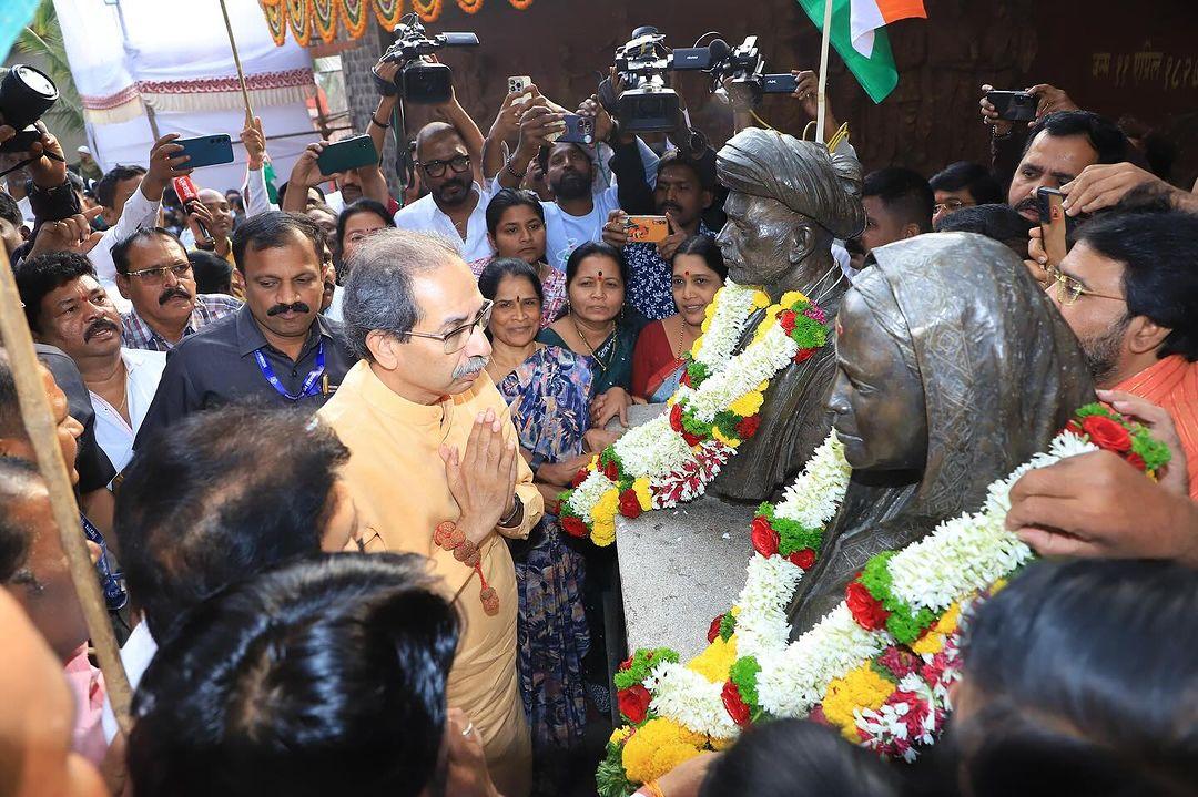 उन्होंने यह भी कहा कि चुनाव प्रक्रिया को पारदर्शी और विश्वसनीय बनाने के लिए जरूरी है कि वीवीपैट की रसीदों की गिनती अनिवार्य की जाए. इससे लोकतंत्र में जनता का भरोसा मजबूत होगा.