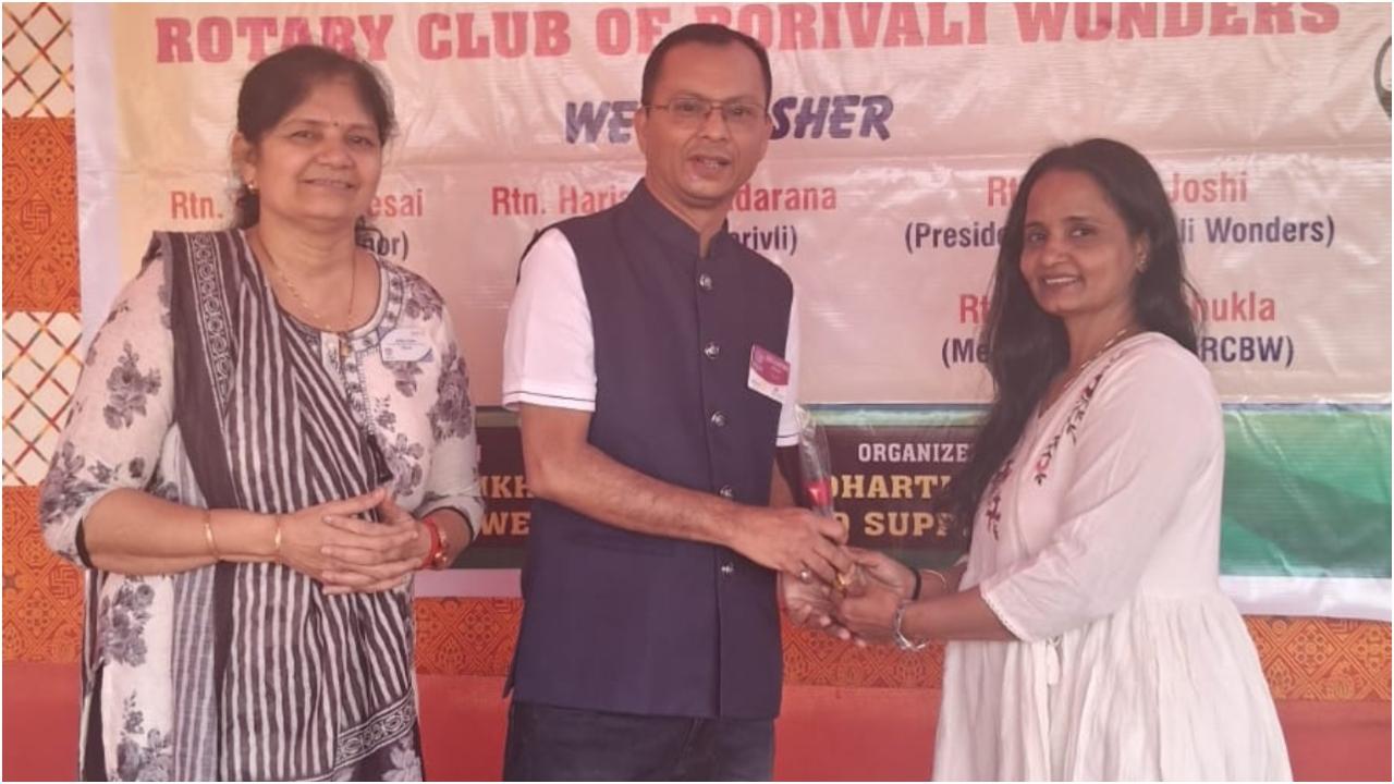भाजपा मुंबई सोशल मीडिया अध्यक्ष चेतना उपाध्याय, रोटरी क्लब ऑफ बोरीवली के अध्यक्ष हरीश चंद्राना, पूर्व अध्यक्ष मोना ज्ञानी, पोयसर जिमखाना सांस्कृतिक समिति के प्रमुख योगेश दुबे विशेष अतिथि के रूप में टूर्नामेंट में शामिल हुए. रोटरी क्लब ऑफ बोरिवली वंडर्स के सदस्यों ने टूर्नामेंट का आनंद लिया.
