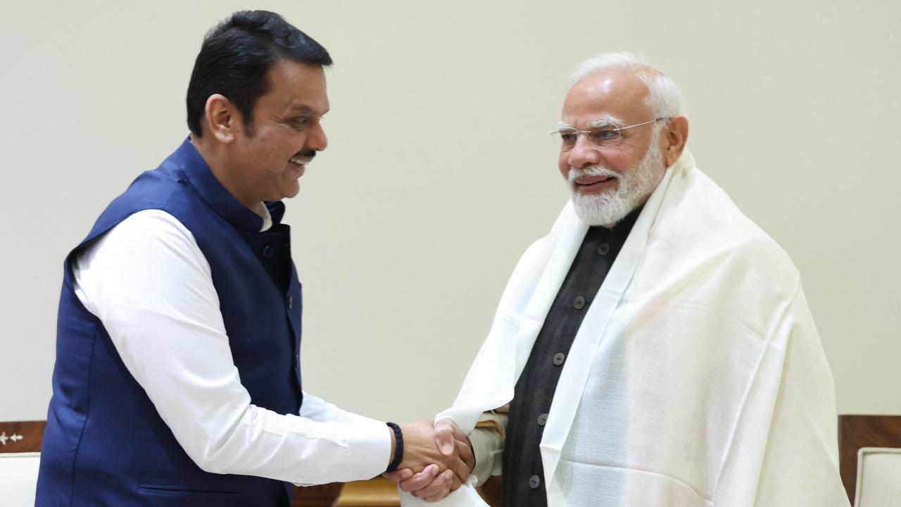 X/Pics, Devendra Fadnavis