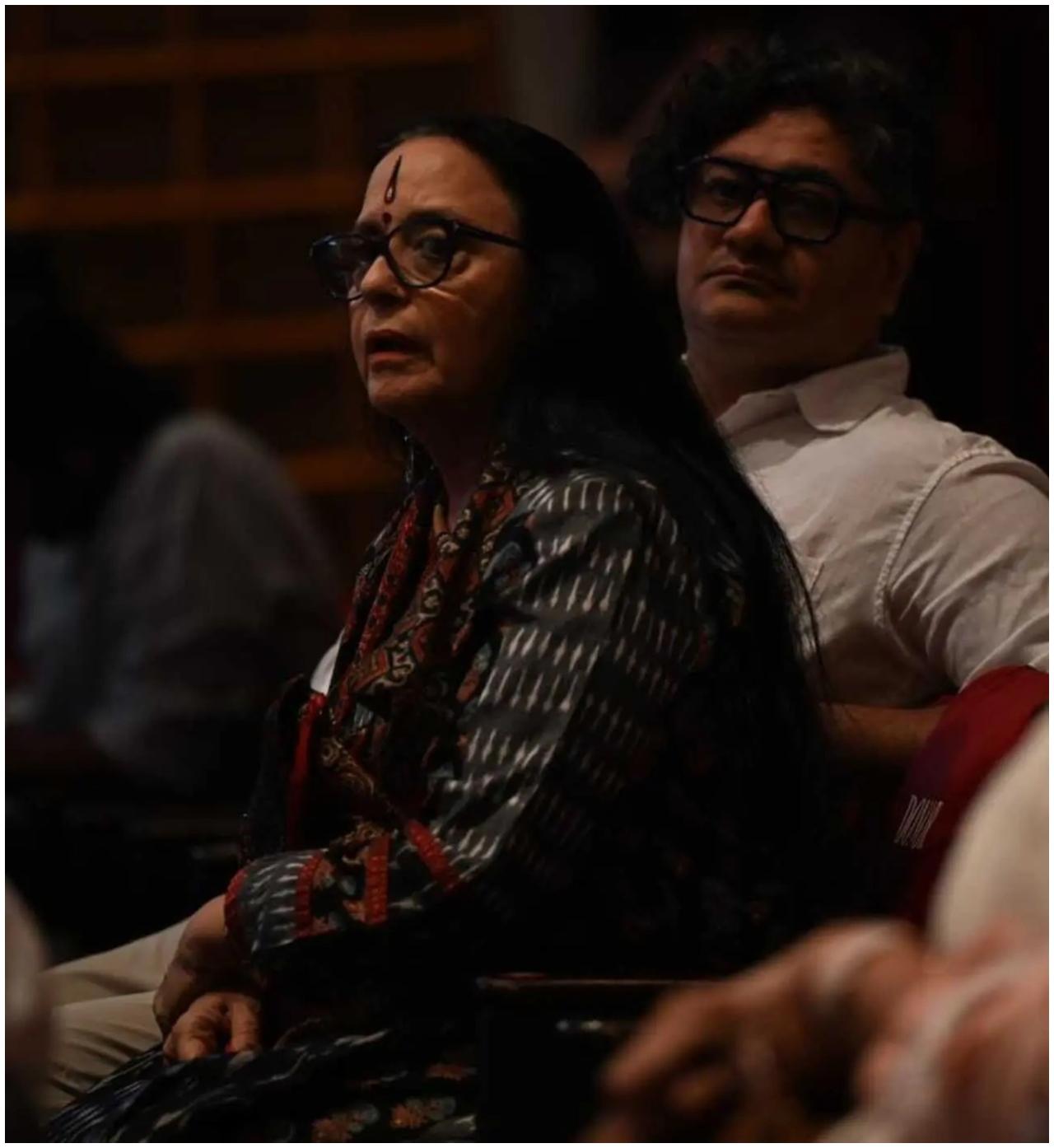 वह जितने महान संगीतकार थे, उतने ही उस्ताद अपने स्वभाव, मंच पर अपने व्यवहार और कला और साथी कलाकारों के प्रति सम्मान के लिए जाने जाते थे.