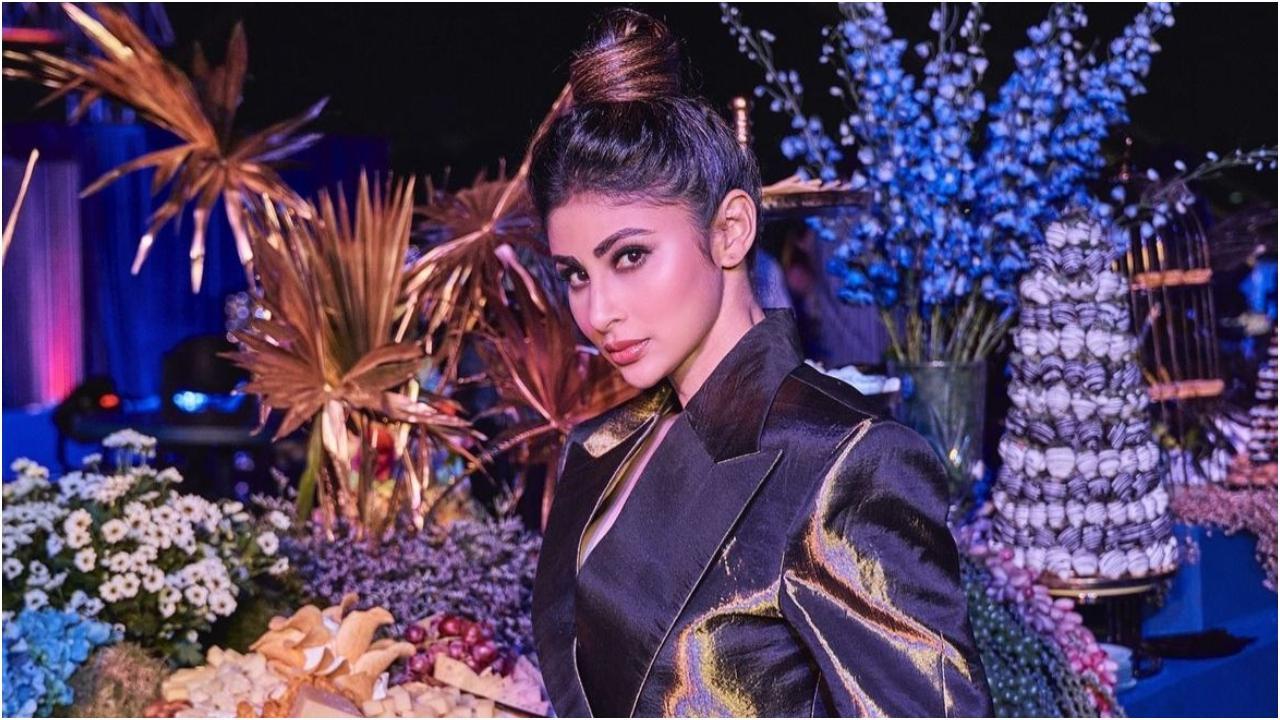 मौनी रॉय