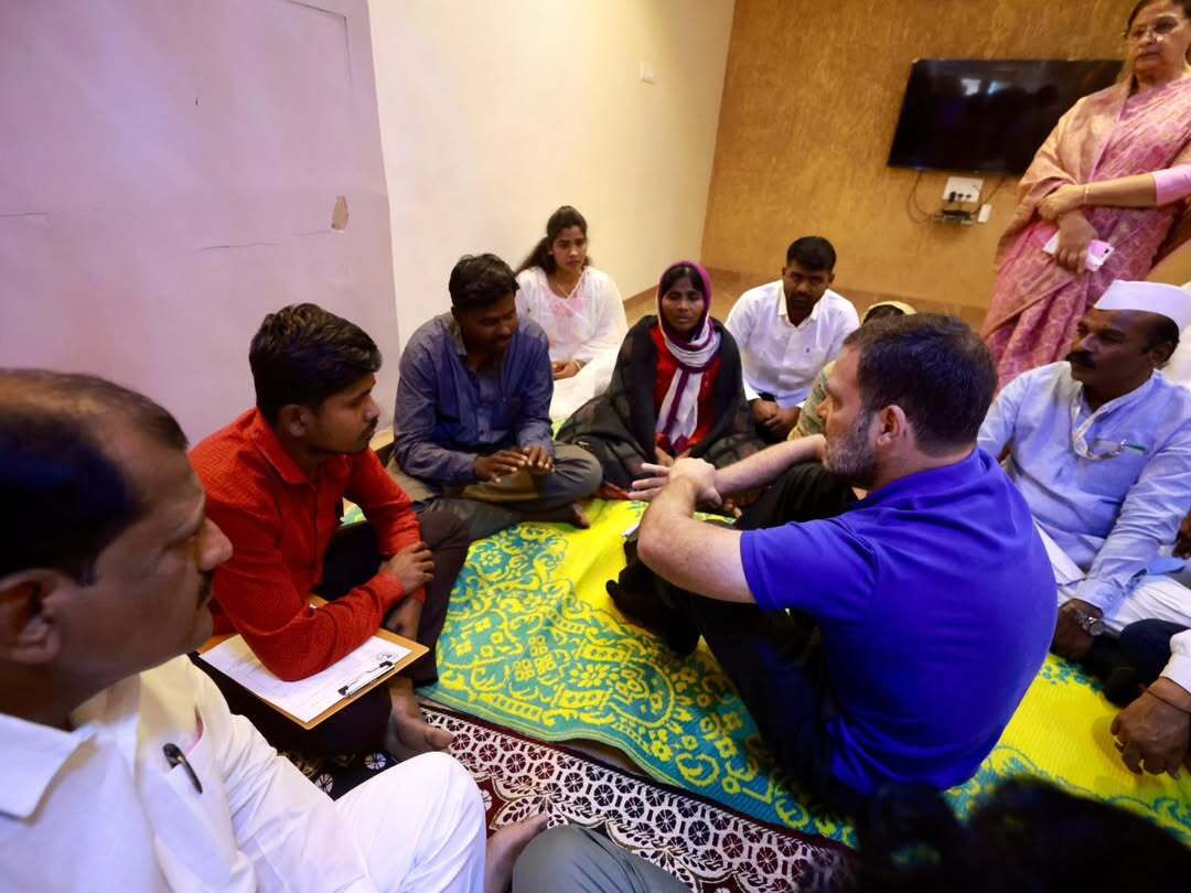 कांग्रेस प्रदेश अध्यक्ष नाना पटोले ने सरकार पर सोमनाथ सूर्यवंशी की हत्या को दबाने का आरोप लगाते हुए कहा कि मुख्यमंत्री ने विधानसभा में गलत तथ्य पेश किए. उन्होंने कहा, 