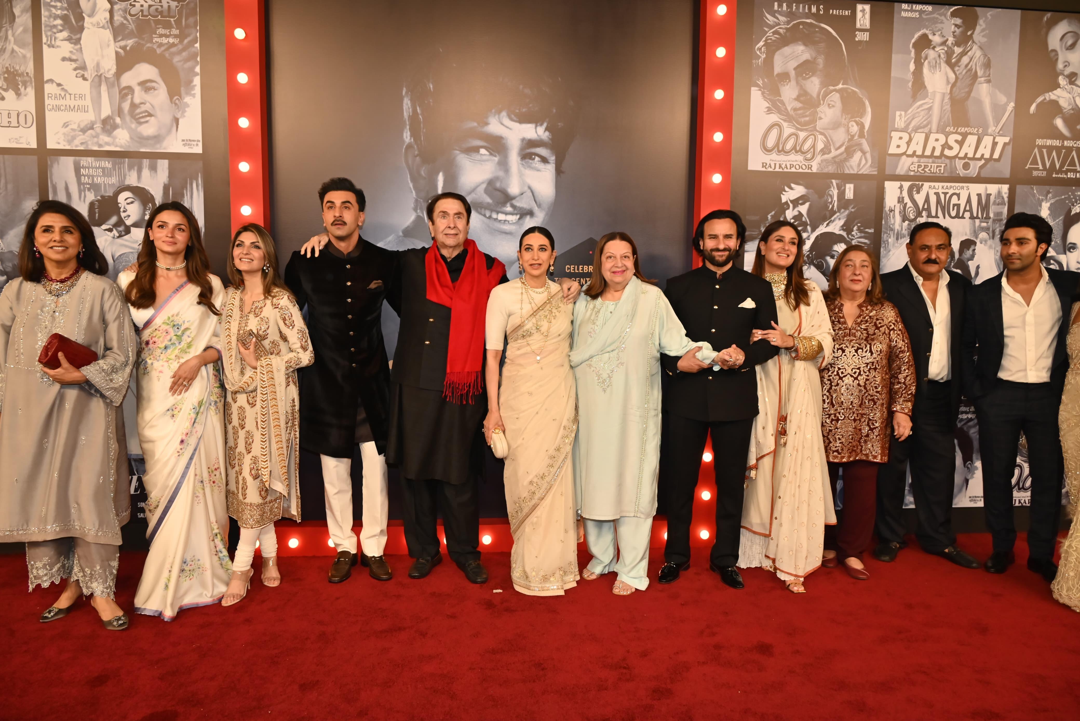 कपूर खानदान राज कपूर की 100वीं बर्थ एनिवर्सरी पर काफी खुश दिखाई दिया.