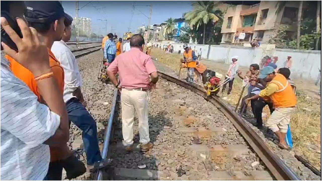 मार्ग पर मरम्मत कार्य जारी है. फोटो/हनीफ पटेल