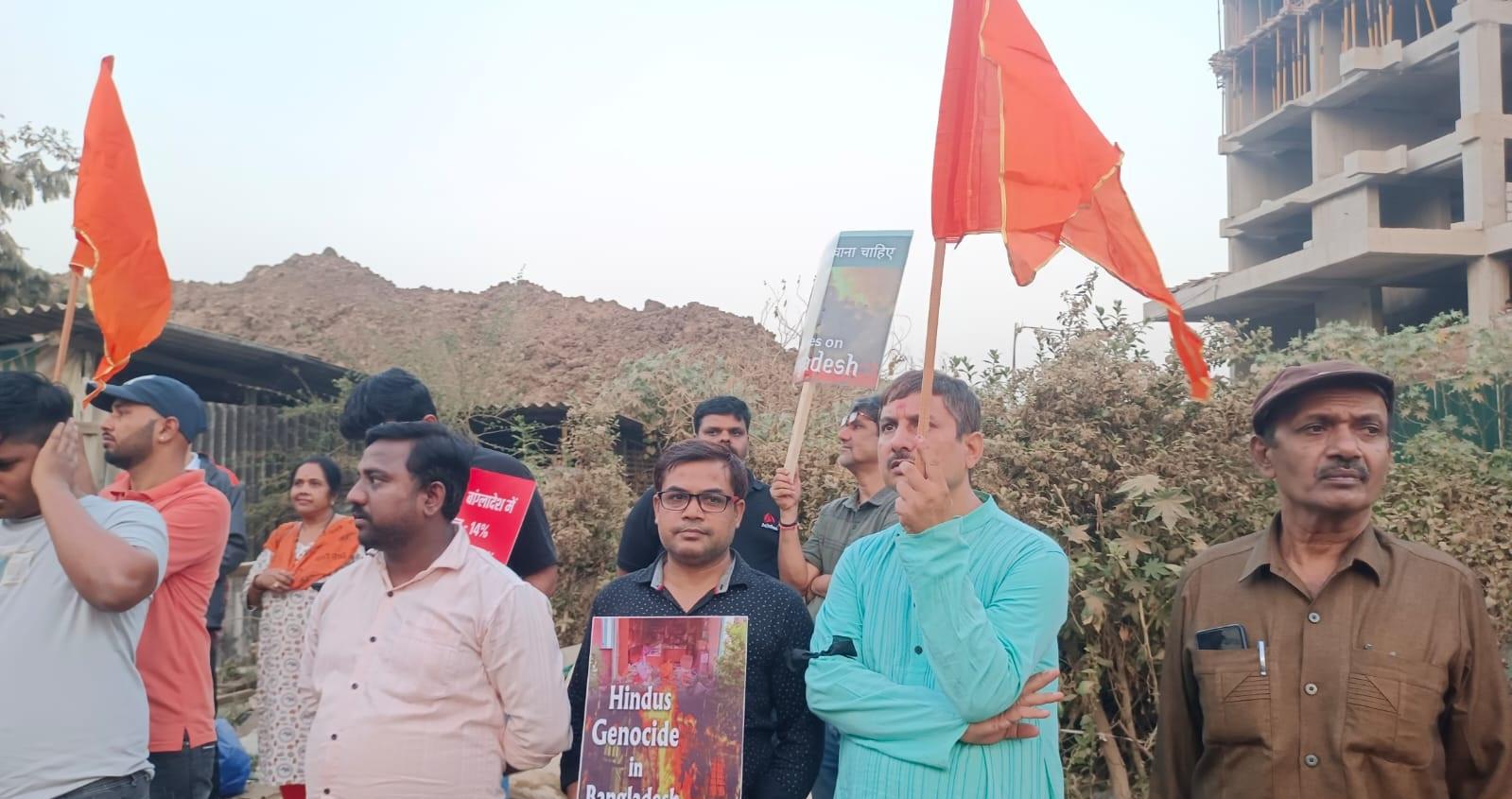 उन्होंने कहा कि मुंडा, चकमा, कुकी, बौद्ध जैसे आदिवासी समुदायों और दलित हिंदू समाज के लोगों को सुरक्षा प्रदान की जानी चाहिए. 