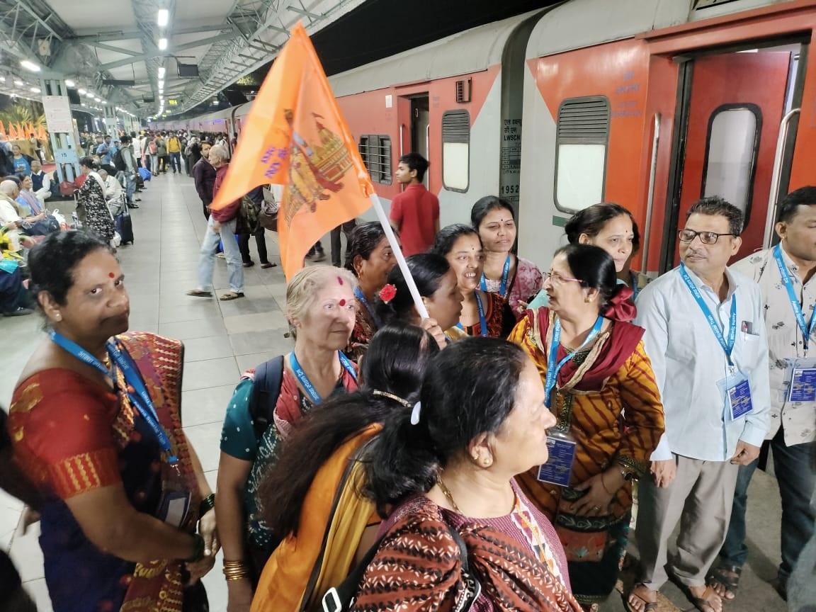 यह समाज को एकजुट रखने के संघ परिवार के प्रयासों का शिखर है.