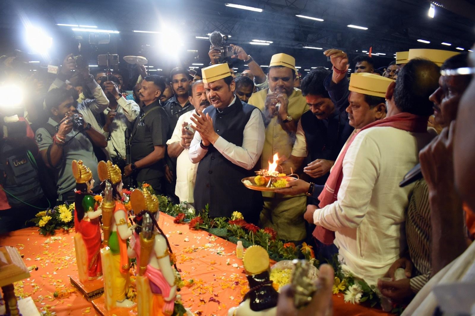 उन्होंने कहा, 