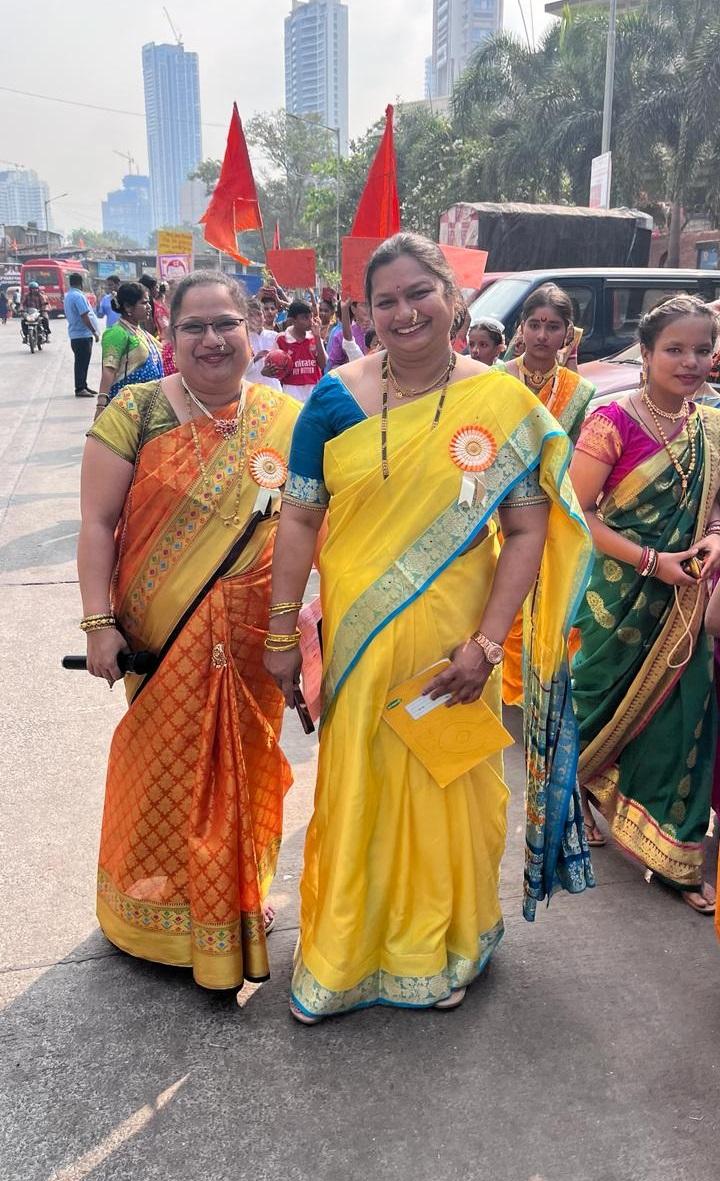 `मराठी भाषा दिन` पर निकली इस रैली में सभी ने उत्साह के साथ भाग लिया था. 