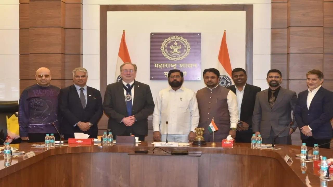 लंदन के लॉर्ड मेयर ने सीएम एकनाथ शिंदे से मुलाकात की. तस्वीर/सीएमओ महाराष्ट्र