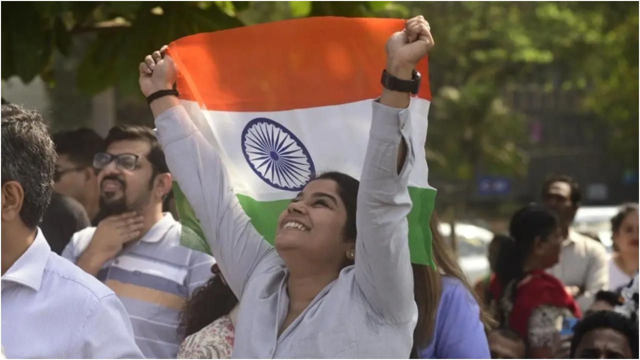एक रक्षा अधिकारी ने कहा कि यह आयोजन एक आउटरीच कार्यक्रम का हिस्सा है जिसका उद्देश्य जागरूकता पैदा करना और भारतीय वायुसेना और स्थानीय समुदाय के बीच गहरे संबंध को बढ़ावा देना है.