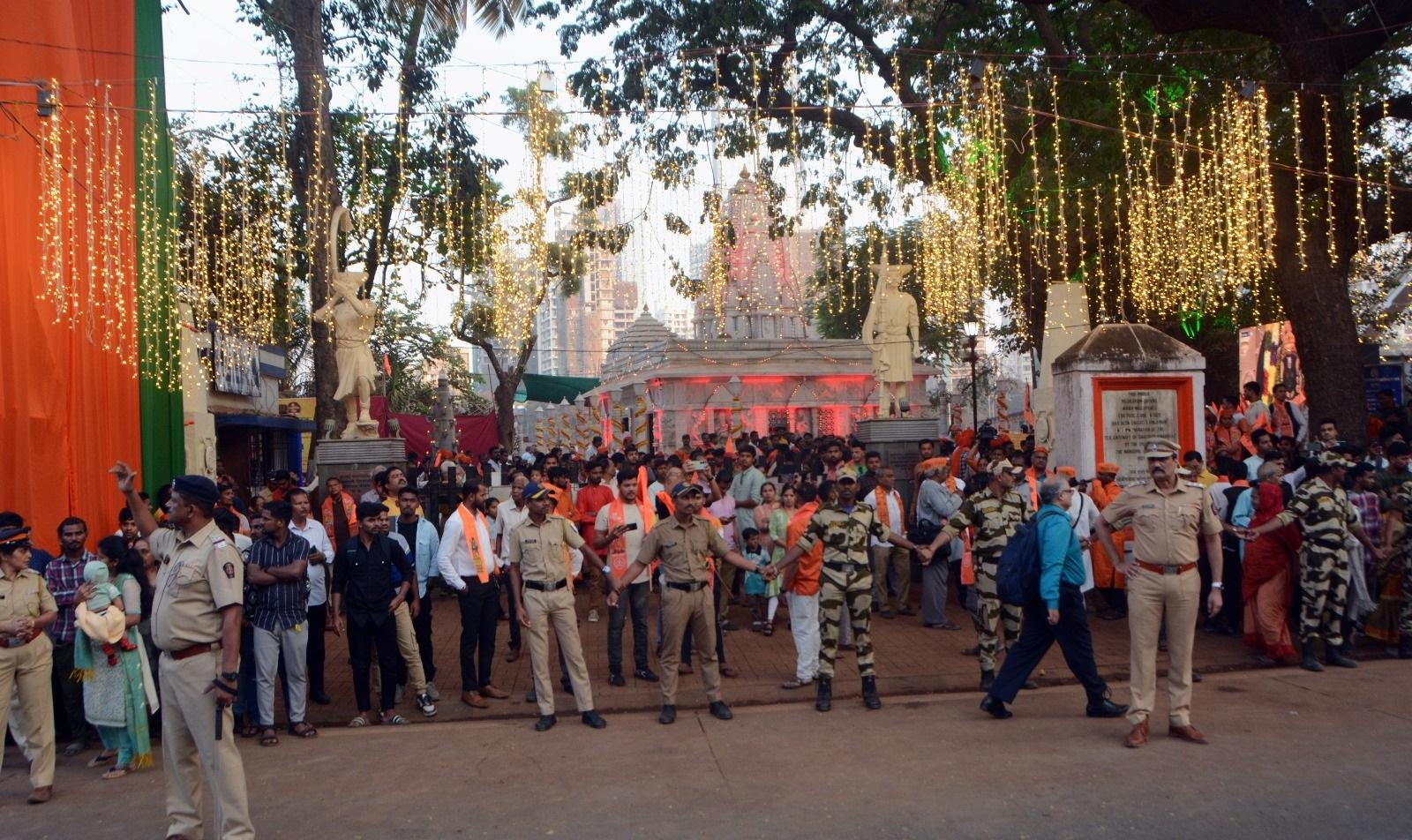 22 जनवरी को मुंबई में शिवाजी पार्क, दादर (पश्चिम) में सीएम एकनाथ शिंदे ने भव्य रैली का आयोजन हुआ.