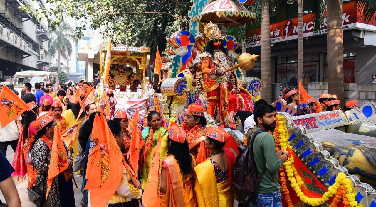 कमला अंकीबाई घमंडीराम गोवानी ट्रस्ट (Ankibai Ghamandiram Gowani Trust ) द्वारा आयोजित प्रभु श्री राम आगमन रैली मुंबई के लोअर परेल की सड़कों पर निकली. 