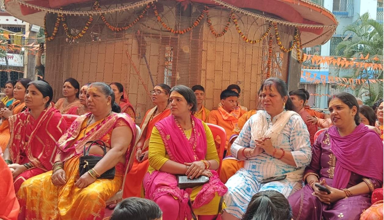 साईधाम वासियों ने उत्साह के साथ और भक्ति भाव से इसे मनाया.