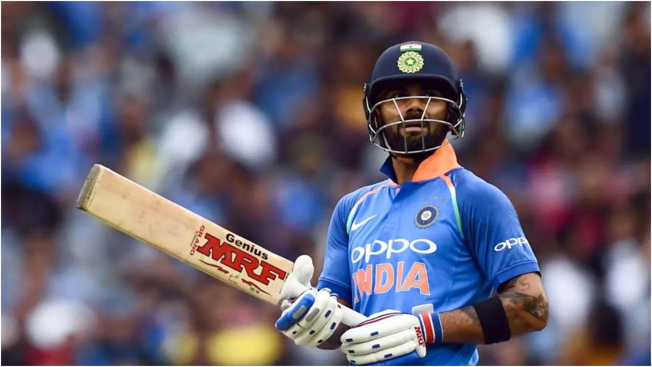 विराट कोहली के नाम T20I क्रिकेट में सर्वाधिक अर्धशतक का रिकॉर्ड भी है. भारत के लिए अब तक 115 मैचों में दाएं हाथ के बल्लेबाज के नाम 37 अर्धशतक और एक शतक है. 