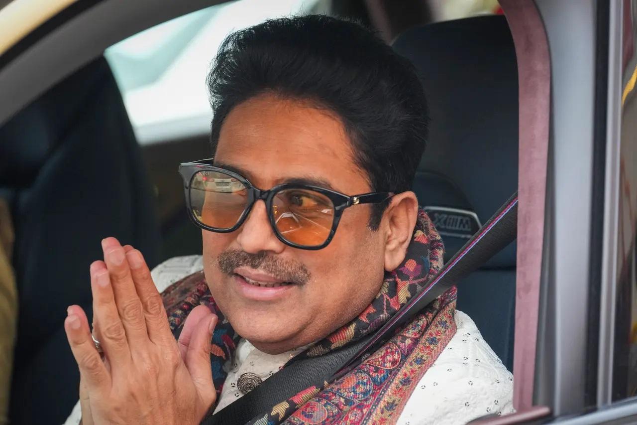 `तारक मेहता का उल्टा चश्मा` फेम शैलेश लोढ़ा भी प्राण प्रतिष्ठा समारोह में शामिल हुए.