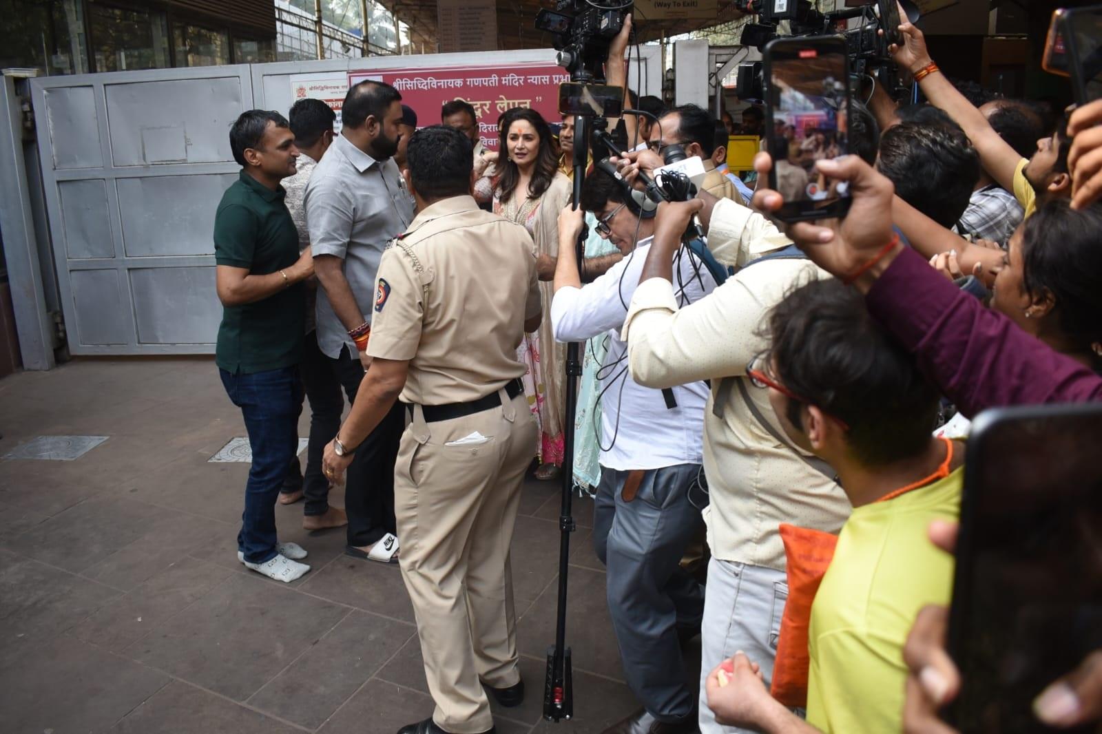 मराठी फिल्म ‘पंचक’ रिलीज के लिए पूरी तरह से तैयार है. यह फिल्म 5 जनवरी को   सिनेमाघरों में दस्तक देगी.