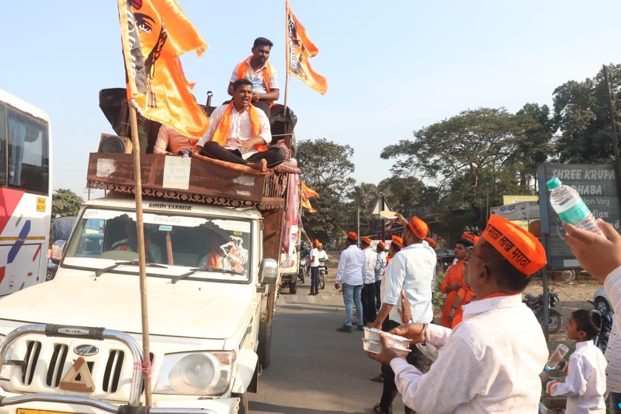 न्यूजवायर की एक रिपोर्ट में कहा गया है कि नोटिस आजाद मैदान पुलिस स्टेशन के वरिष्ठ निरीक्षक द्वारा दंड प्रक्रिया संहिता की धारा 149 के तहत जारी किया गया था, जो पुलिस को संज्ञेय अपराधों को रोकने के लिए कदम उठाने की शक्ति देता है.