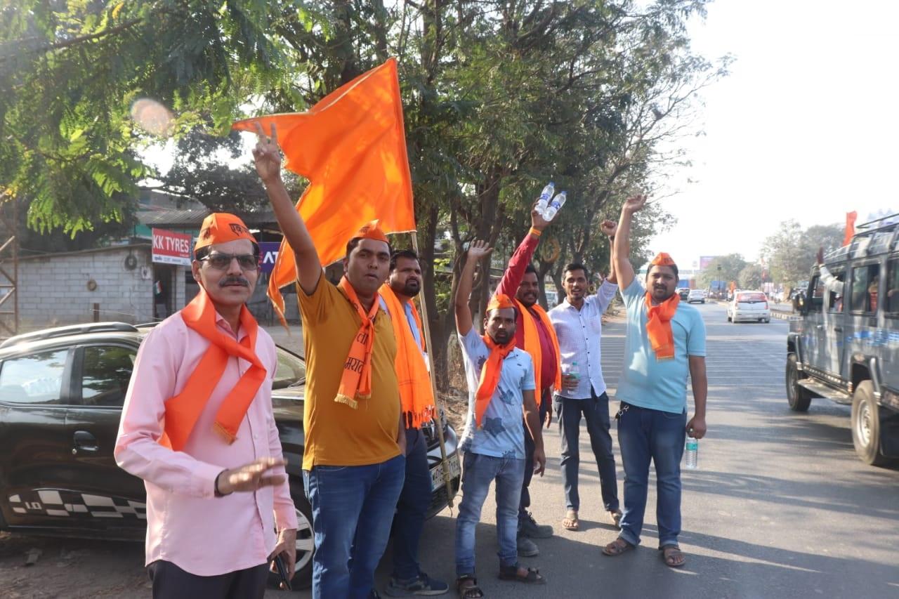 मुंबई पुलिस ने कहा कि आजाद मैदान की क्षमता सिर्फ 5 से 6 हजार लोगों की है और यह इतनी बड़ी भीड़ को नहीं समेट पाएगा. पुलिस ने सुझाव दिया कि जारेंज को इसके बजाय नवी मुंबई के खारघर इलाके में इंटरनेशनल कॉरपोरेट पार्क में समझौता करना चाहिए.