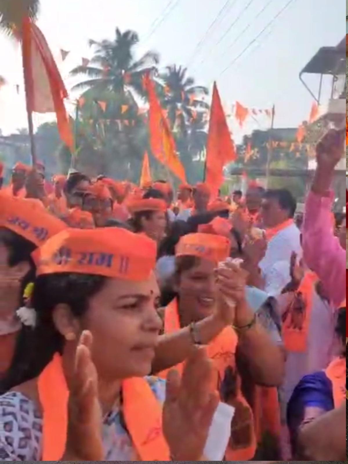 पालकी में शामिल होने के लिए सभी भगवा कलर के कपड़ों में दिखाई दिए.