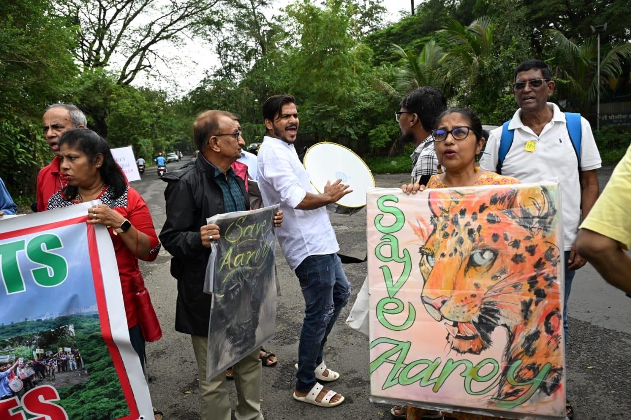 उन्होंने यह भी कहा कि अगर जरूरत पड़ी तो वे अपने संघर्ष को और अधिक व्यापक रूप देंगे और देशभर में इसके लिए जन समर्थन जुटाएंगे. 