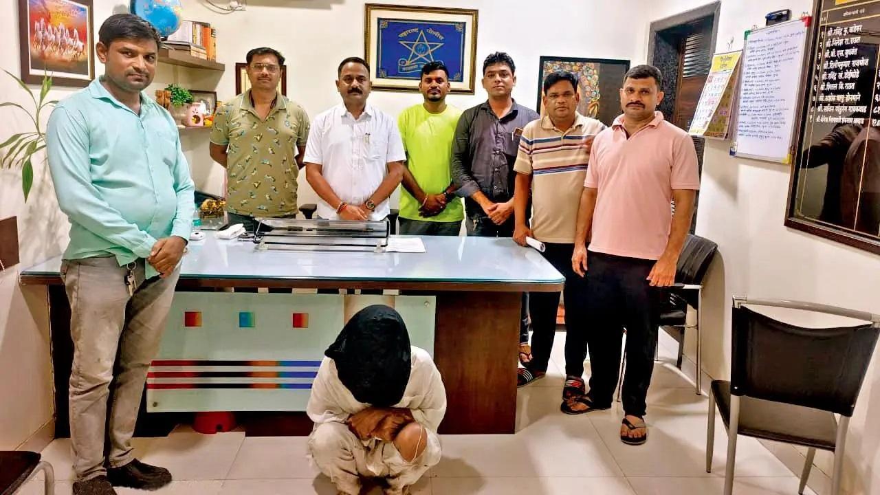 मंदिर के पुजारी और दो सेवकों को ठाणे पुलिस ने गिरफ्तार कर लिया है. फोटो/राजेश गुप्ता