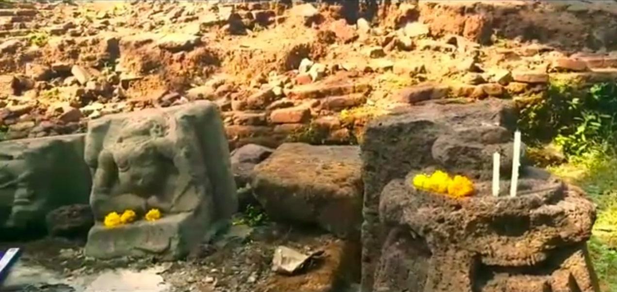 इस यात्रा के दौरान न केवल भगवान बुद्ध के स्तूप का दर्शन किए, बल्कि उनके उपदेशों और सिद्धांतों के बारे में भी जानकारी प्राप्त की. 