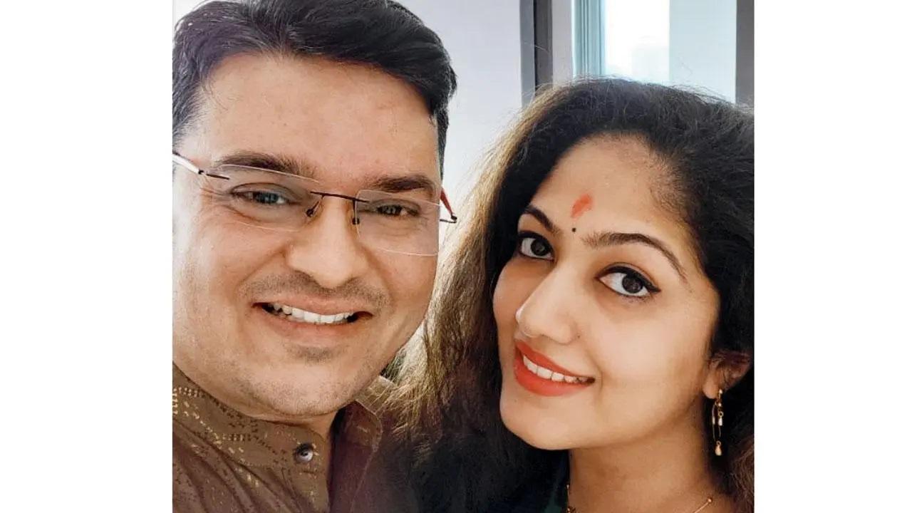 मेहता कपल (फाइल फोटो)