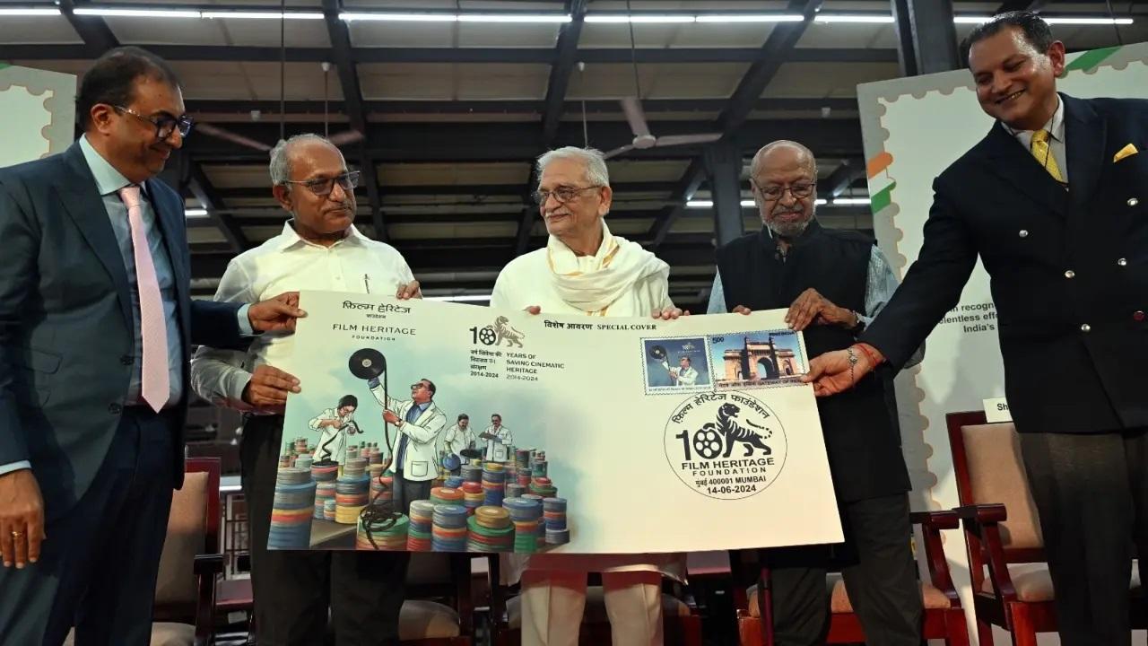 विशेष कवर को भारत की अनूठी और विविध फिल्म विरासत को संरक्षित, पुनर्स्थापित और मनाने के लिए एफएचएफ के निरंतर प्रयासों की मान्यता में जारी किया गया था.