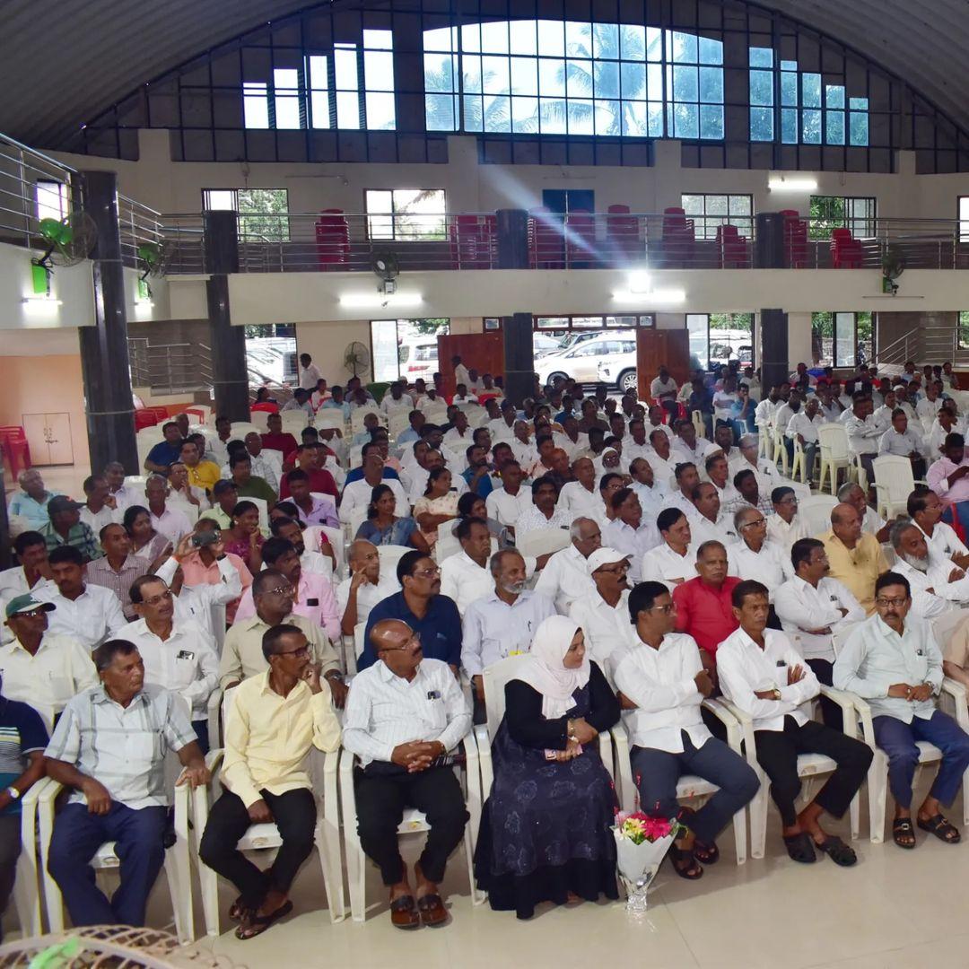 तटकरे ने बताया, `कोकण का यह बालेकिल्ला बरकरार रखने में हमें सफलता मिली है.  मतों का प्रतिशत कम क्यों हुआ, इसका अध्ययन करेंगे और जिन्होंने सहयोग नहीं किया, उन्हें साथ लेकर आगामी विधानसभा चुनावों में छह विधायकों को जीताने का प्रयास करेंगे.`