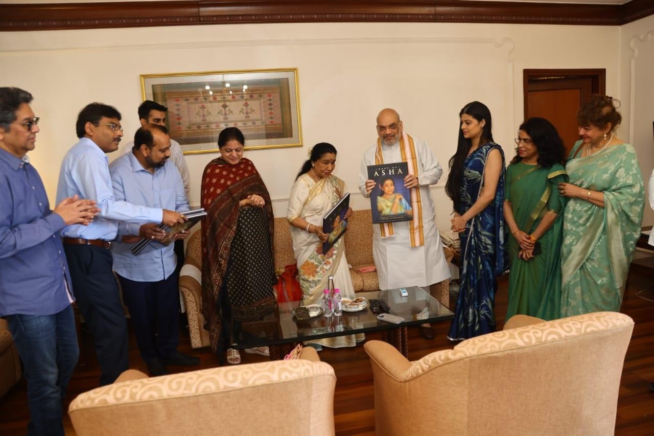 गृहमंत्री अमित शाह दो दिनों के दौरे पर महाराष्ट्र पहुंचे है. शाह का यह दौरा ऐसे वक्त पर हो रहा है, जब राज्य में एनडीए सीट शेयरिंग को लेकर में मतभेद की स्थिति पैदा हो रही है.