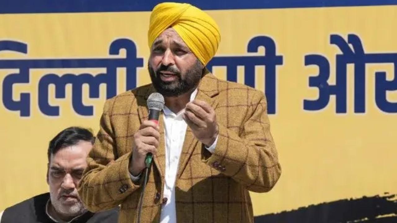इस बीच, पंजाब के मुख्यमंत्री भगवंत मान ने लोकसभा चुनाव में 13-0 के अनुमानित परिणाम के साथ पंजाब में आप की शानदार जीत की भविष्यवाणी की.