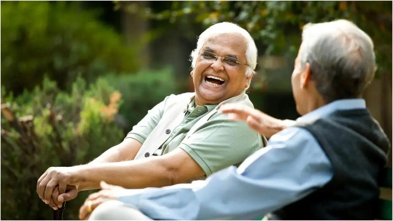इकोथेरेपी
प्राकृतिक वातावरण में समय बिताने से हमारा मस्तिष्क कई प्रश्नों के प्रति खुलता है, उपचार और सकारात्मक दृष्टिकोण को बढ़ावा मिलता है.