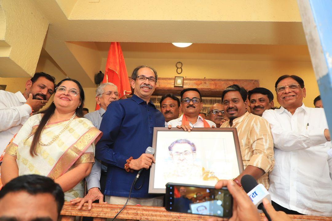इस पार्टी प्रवेश के बाद, कपिल पाटिल के लिए बड़ा झटका माना जा रहा है. उद्धव ठाकरे ने मंगलवार को घोषणा की है कि शिक्षक संघ अध्यक्ष जे. मो. अभ्यंकर  मुंबई शिक्षक निर्वाचन क्षेत्र से चुनाव लड़ेंगे.
